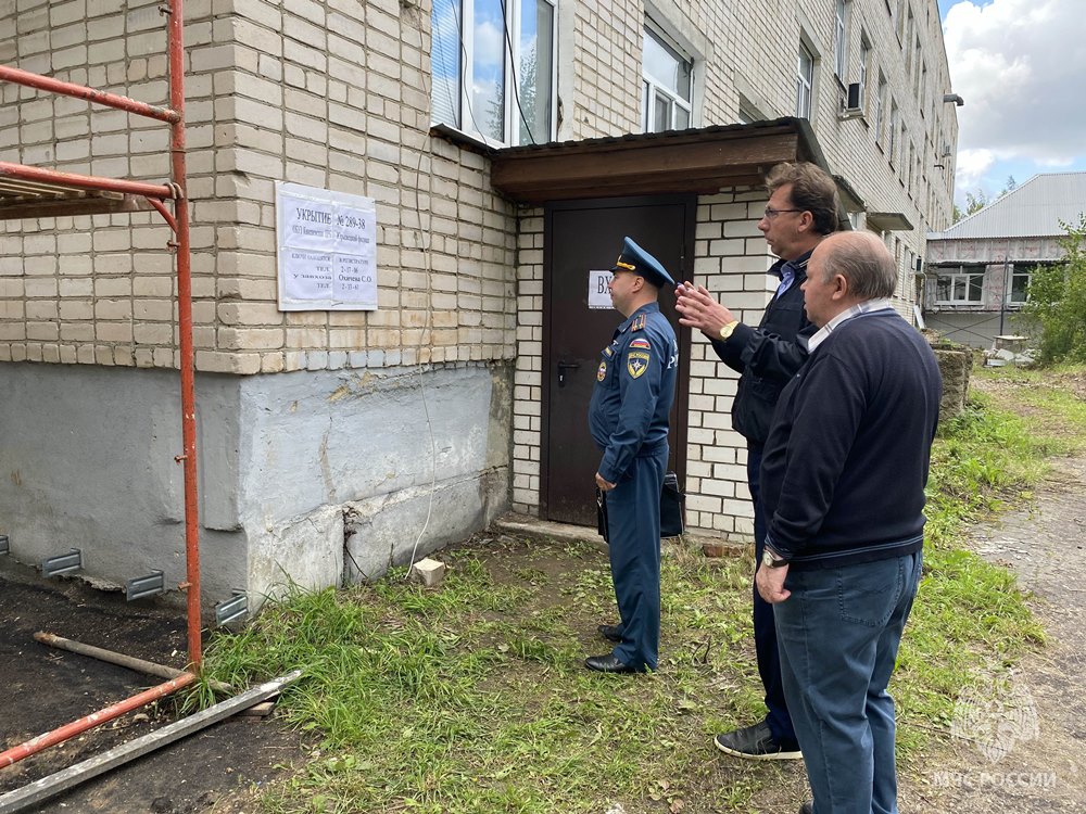 В г. Юрьевец проведены профилактические визиты в образовательных организациях и внеплановые выездные проверки в области гражданской обороны.